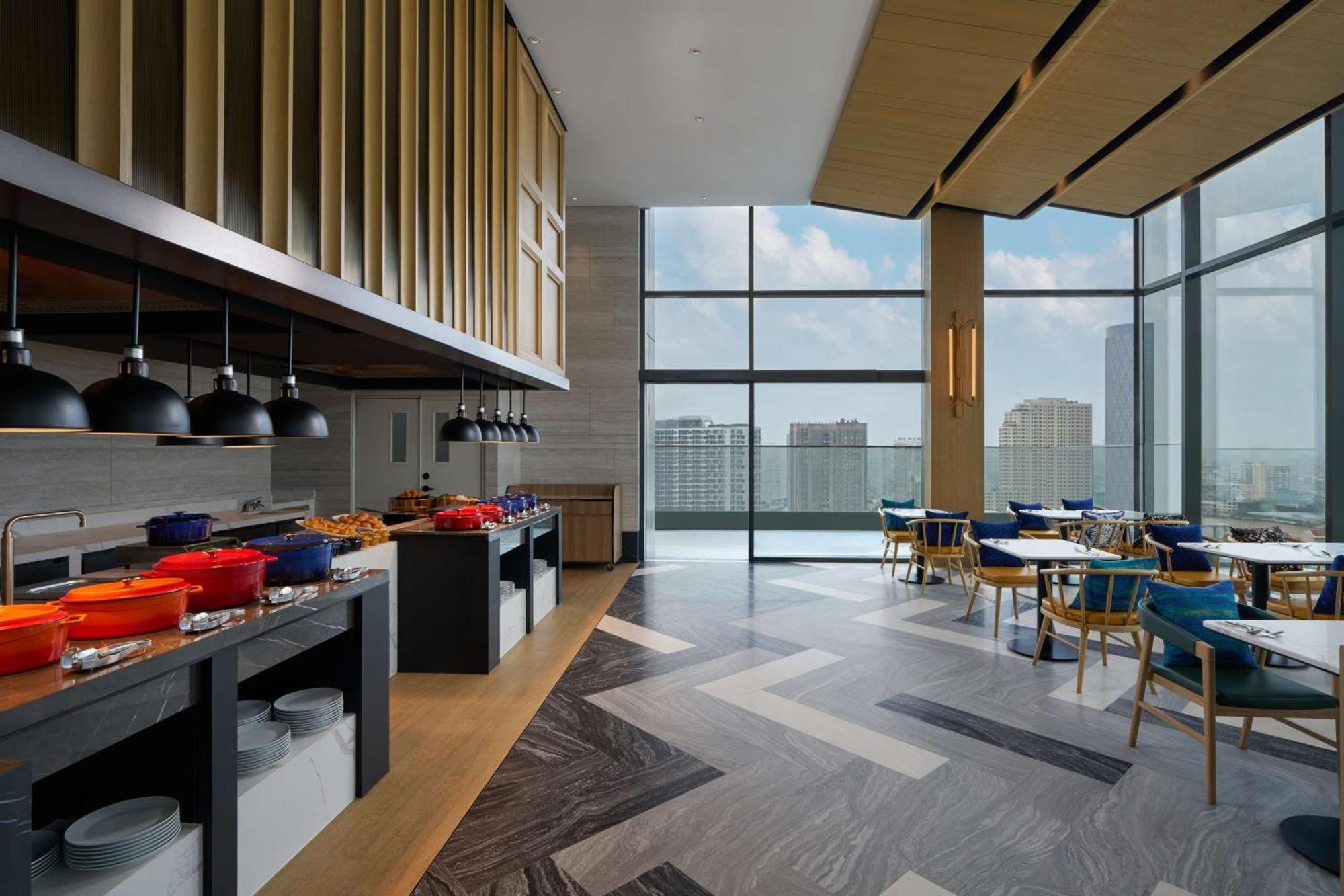Hilton Garden Inn Bangkok Riverside 외부 사진
